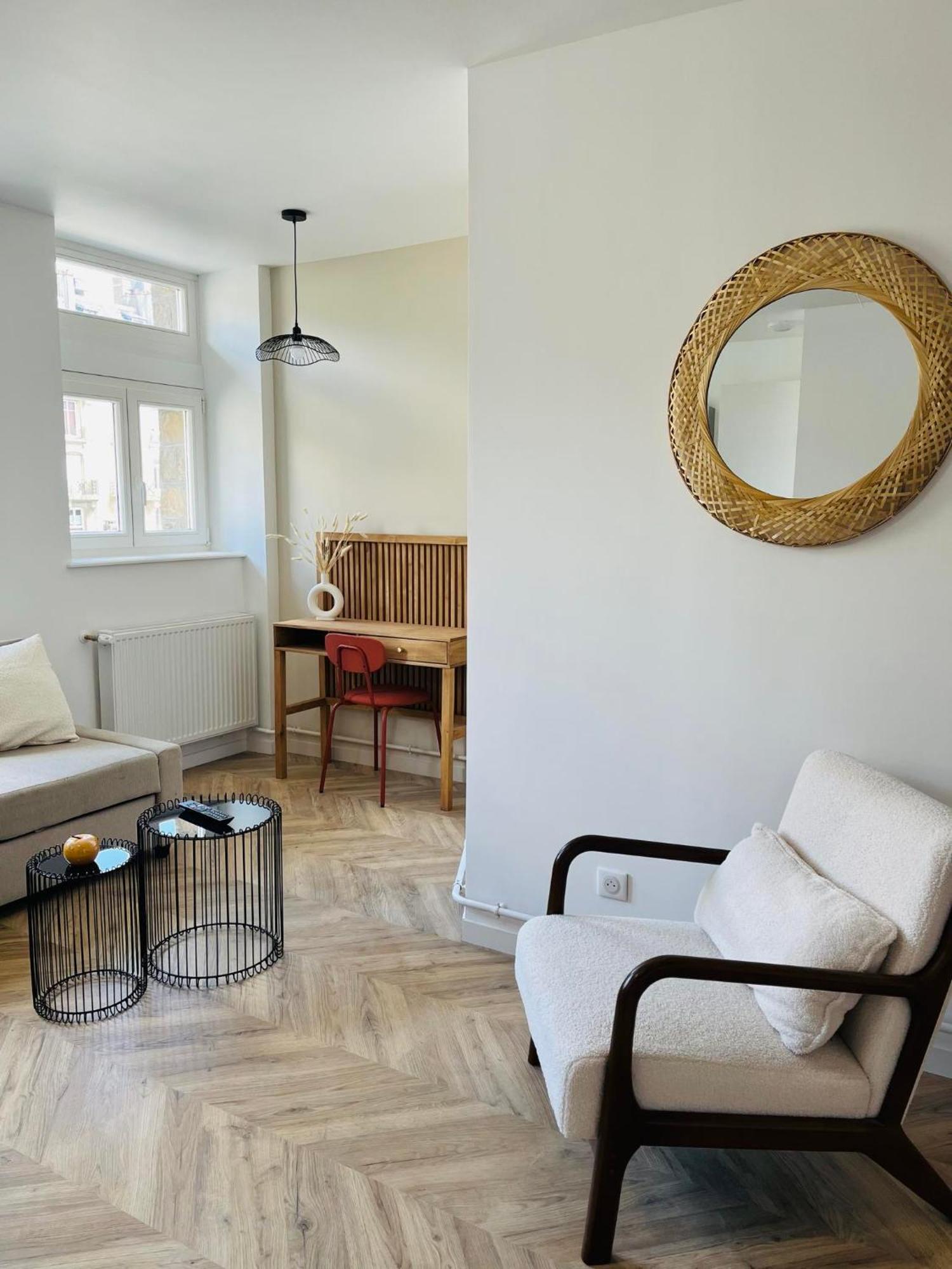 Appartement Cosy & Moderne 6 Personnes Centre Charleville-Mezieres - Ardennes Esterno foto