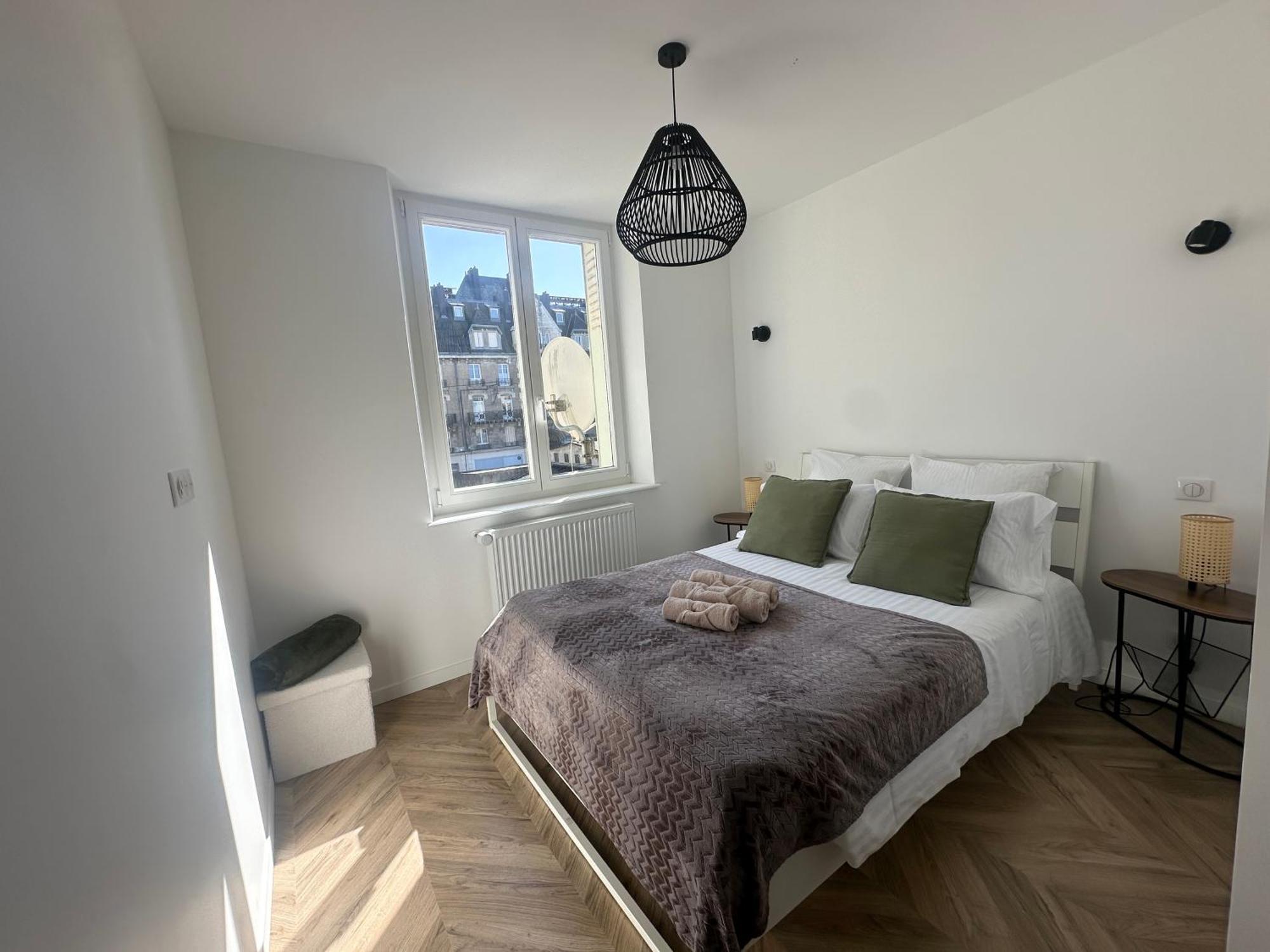 Appartement Cosy & Moderne 6 Personnes Centre Charleville-Mezieres - Ardennes Esterno foto